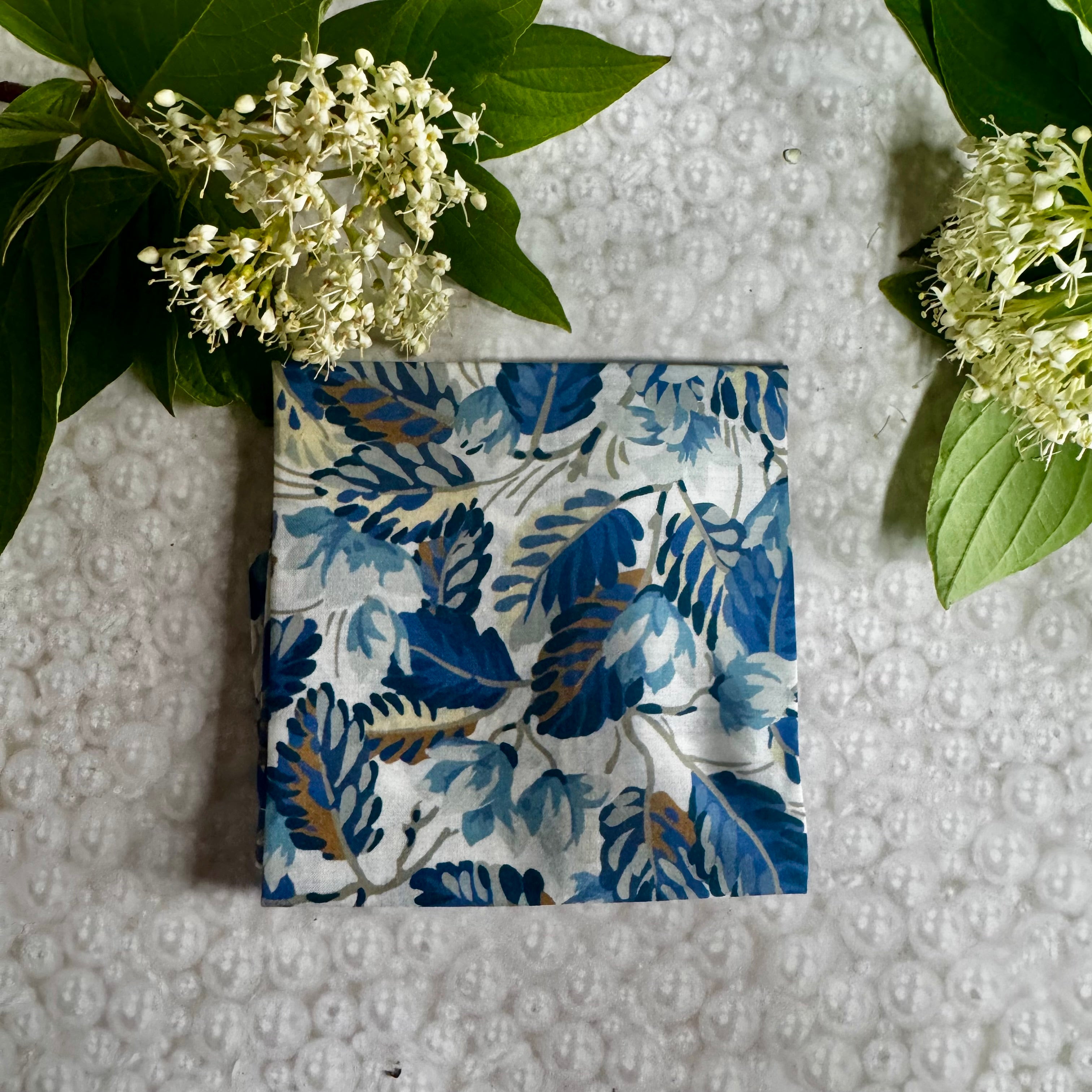 Blue Foliage (L) 💜