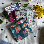 Modern Florals (L)
