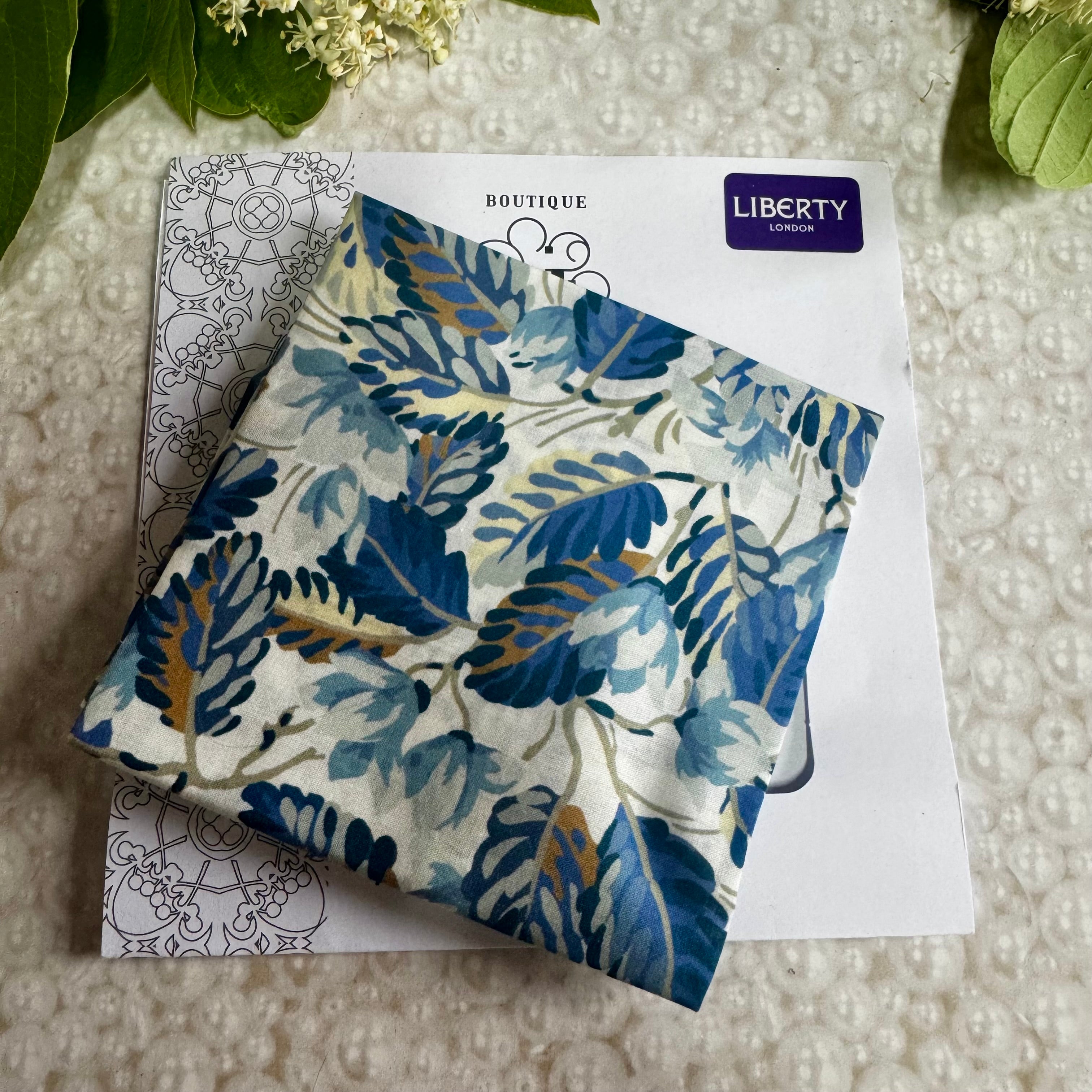 Blue Foliage (L) 💜