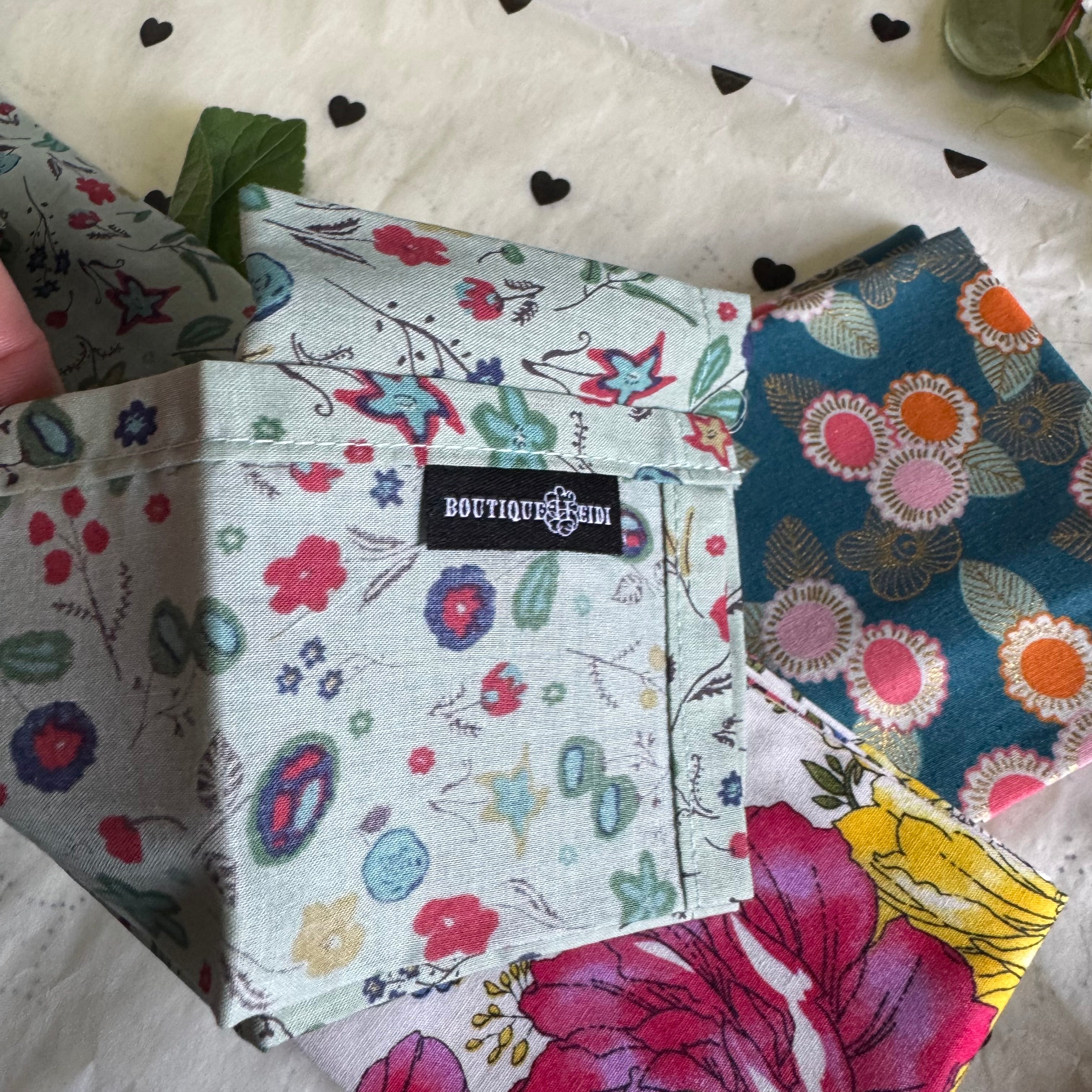 Modern Florals (L)